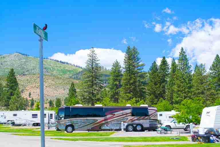 RV Resort middleparkhdr